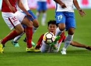 足球场上硝烟弥漫，泰达迎来强手恒大